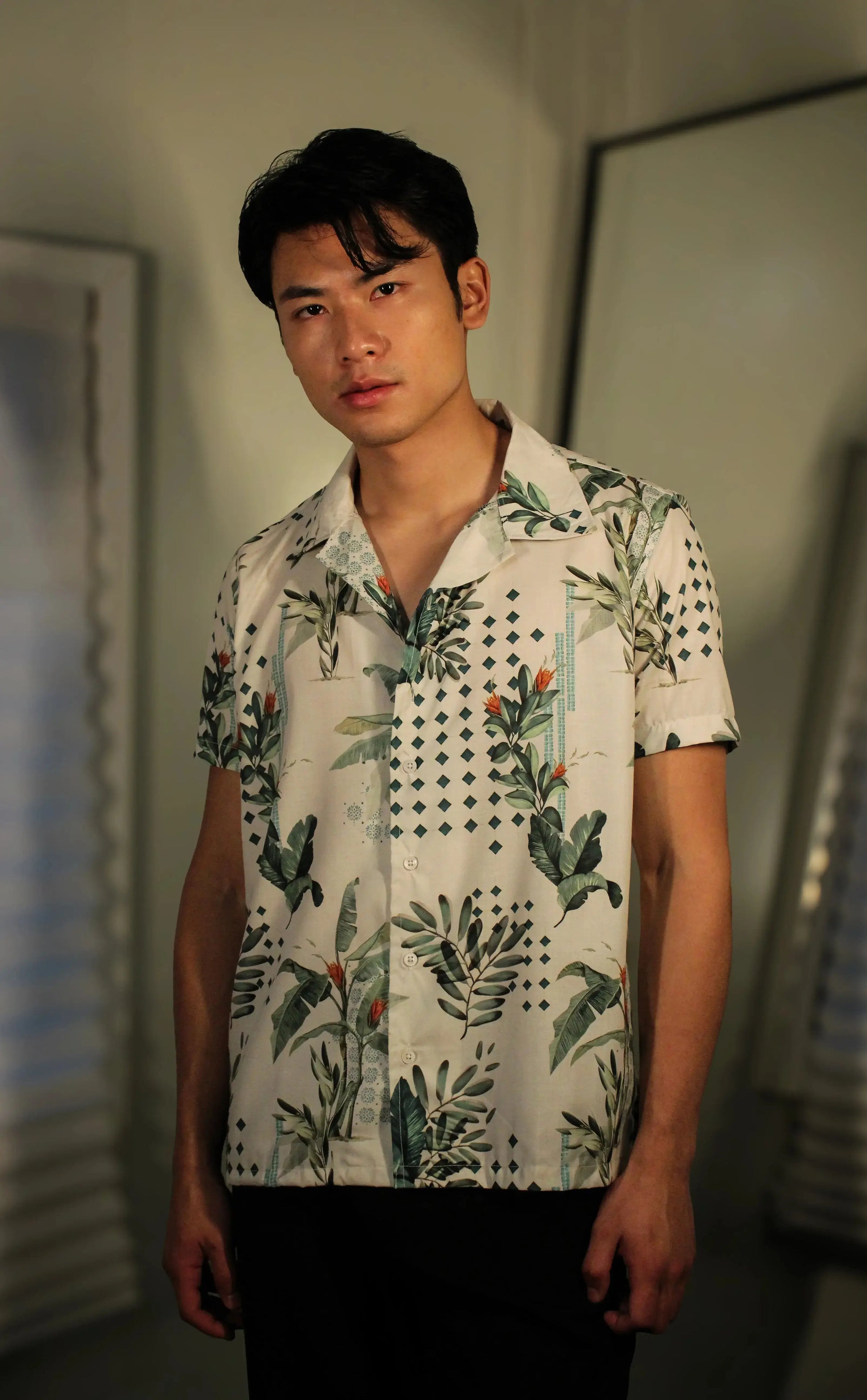 Tropical_Breeze_-Cuban_Collar_Shirt_Mens